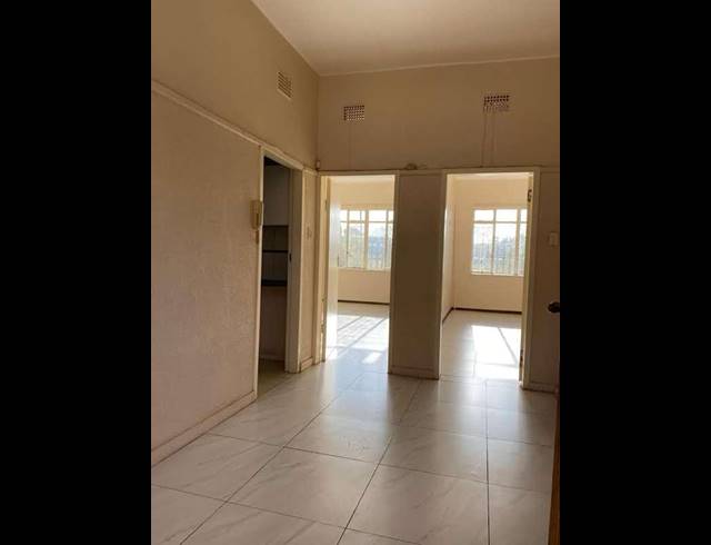 2 BEDROOM APARTMENT FOR SALE IN SELECTION PARK